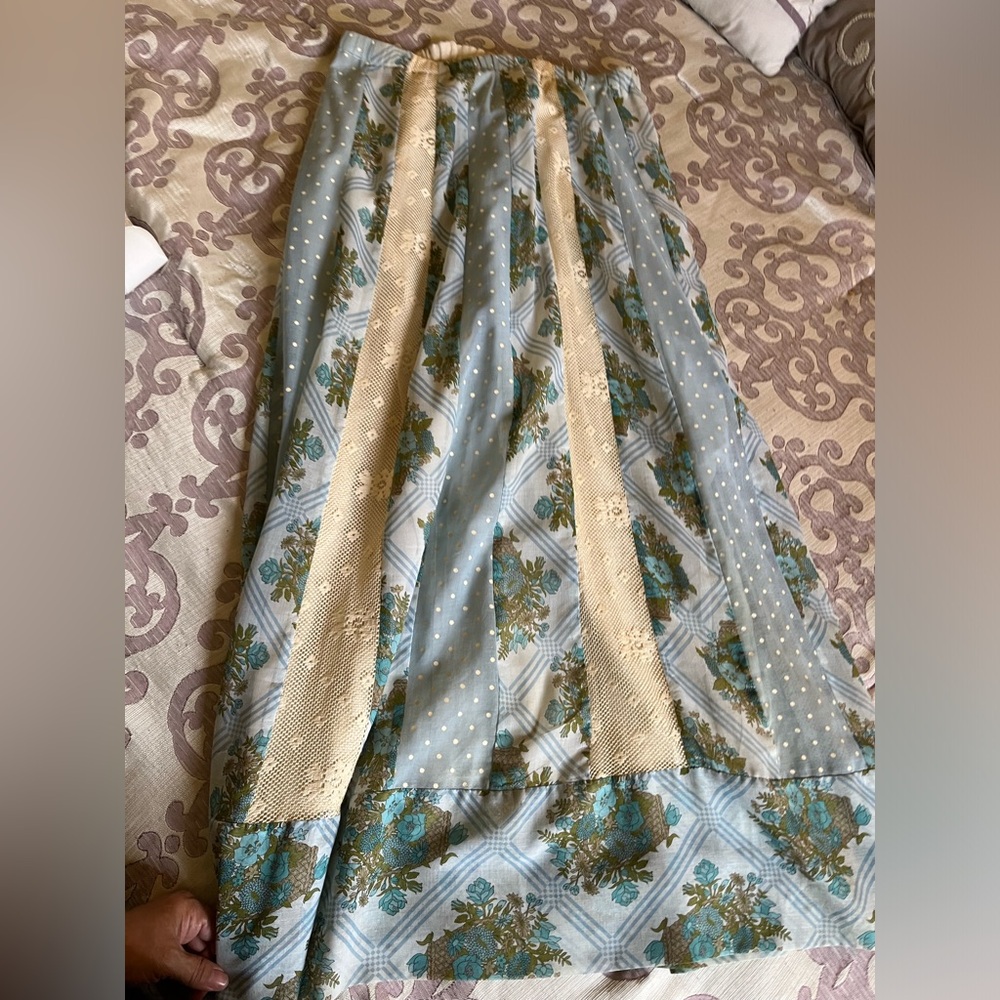 Vintage 1970s Chessa Davis Cottagecore Maxi Skirt